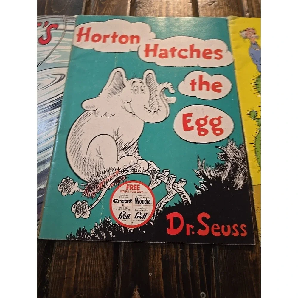 NOS 3 Vintage 1975 Dr Seuss Crest Procter Gamble Promo Paper Back Book